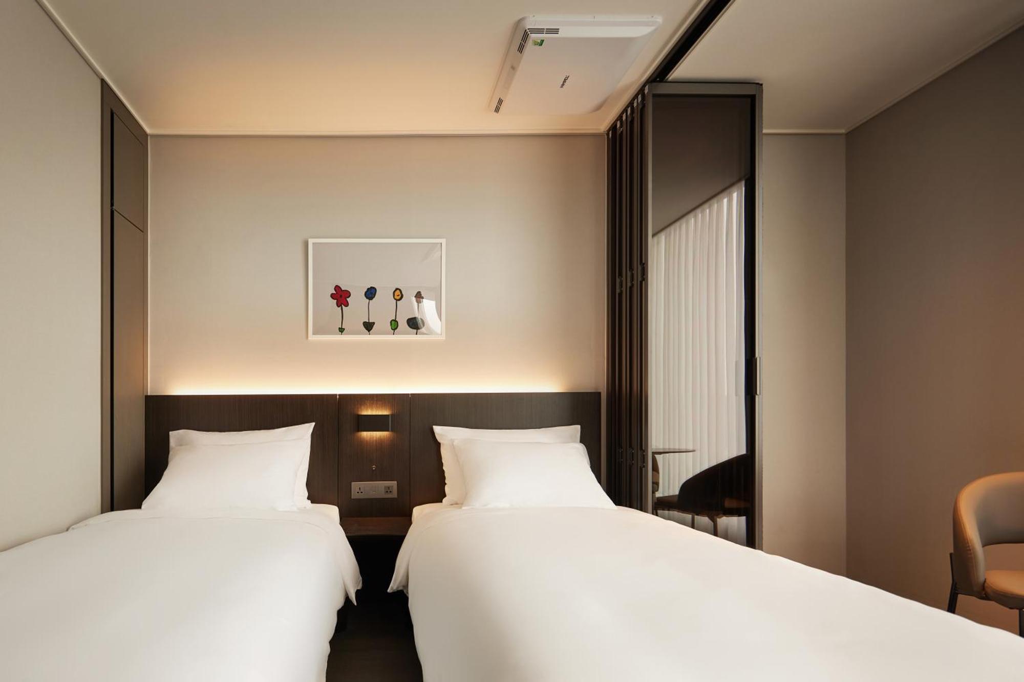 Homes Stay Myeongdong Seoul Bagian luar foto