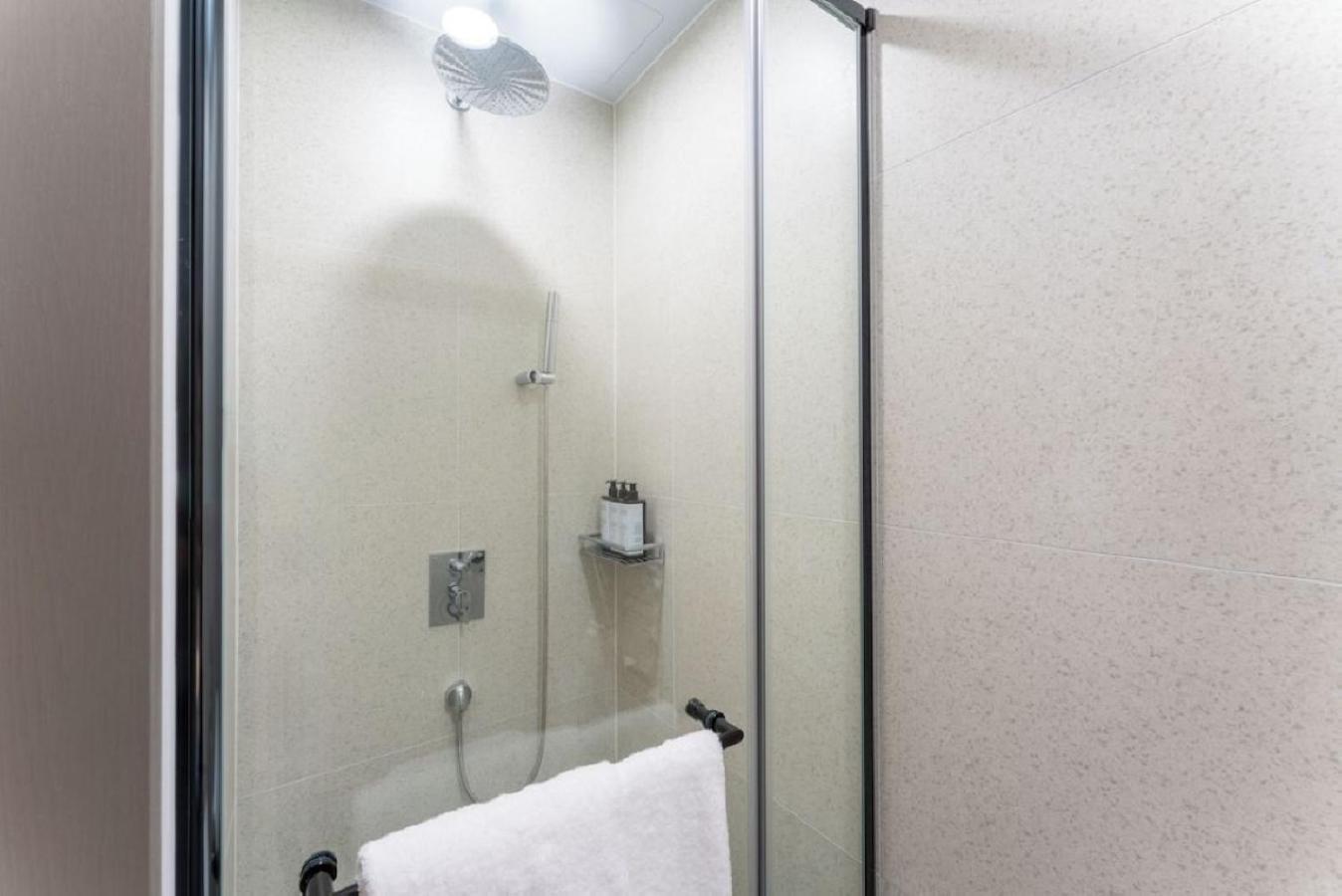 Homes Stay Myeongdong Seoul Bagian luar foto